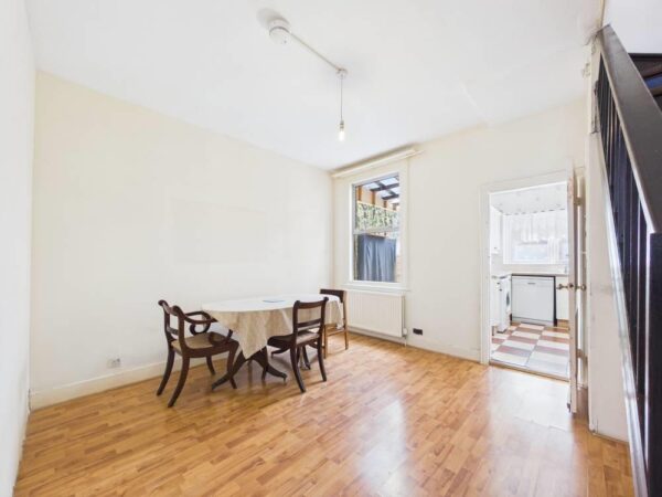 Cissbury Road, London