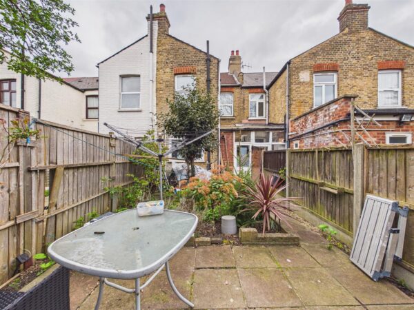 Cissbury Road, London