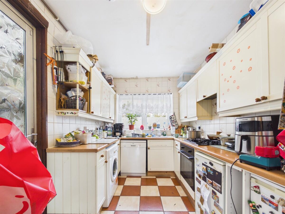 Cissbury Road, London