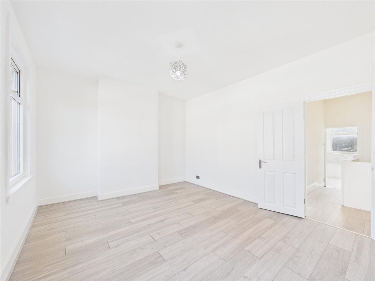 Clonmell Road, London