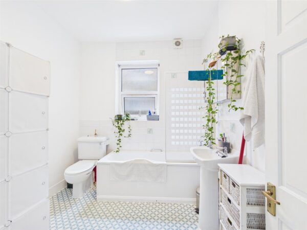 Shelbourne Road, London