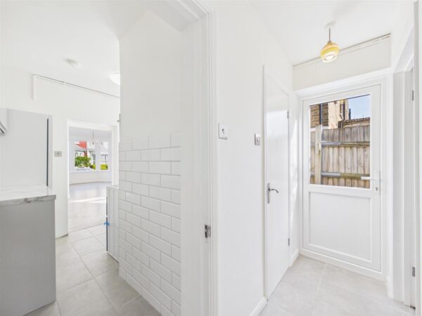 Clonmell Road, London