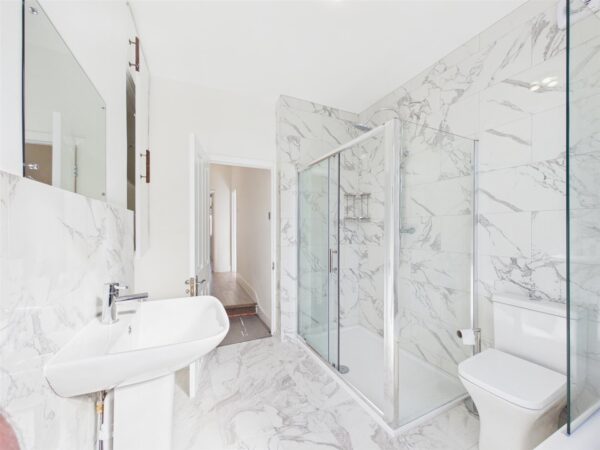 Clonmell Road, London