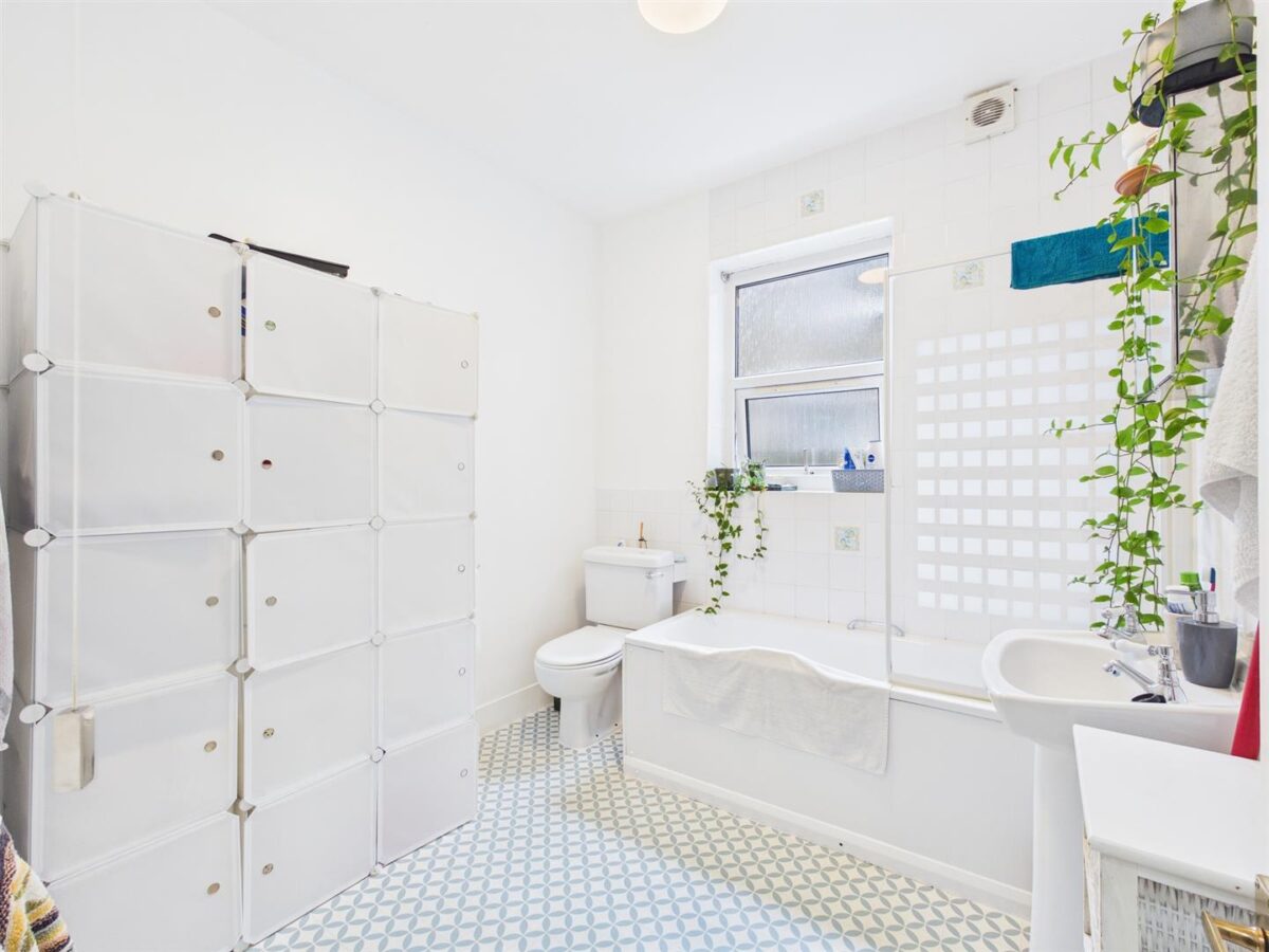 Shelbourne Road, London