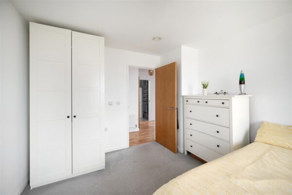 Rivers Apartments N17