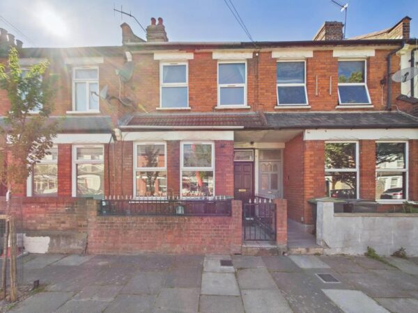 Cissbury Road, London