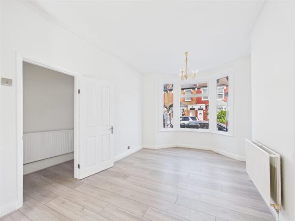 Clonmell Road, London