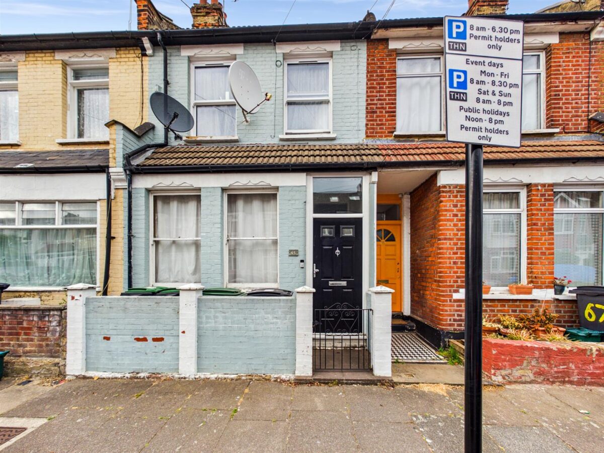 Rosebery Avenue