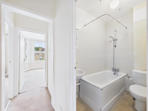 North Grove, London