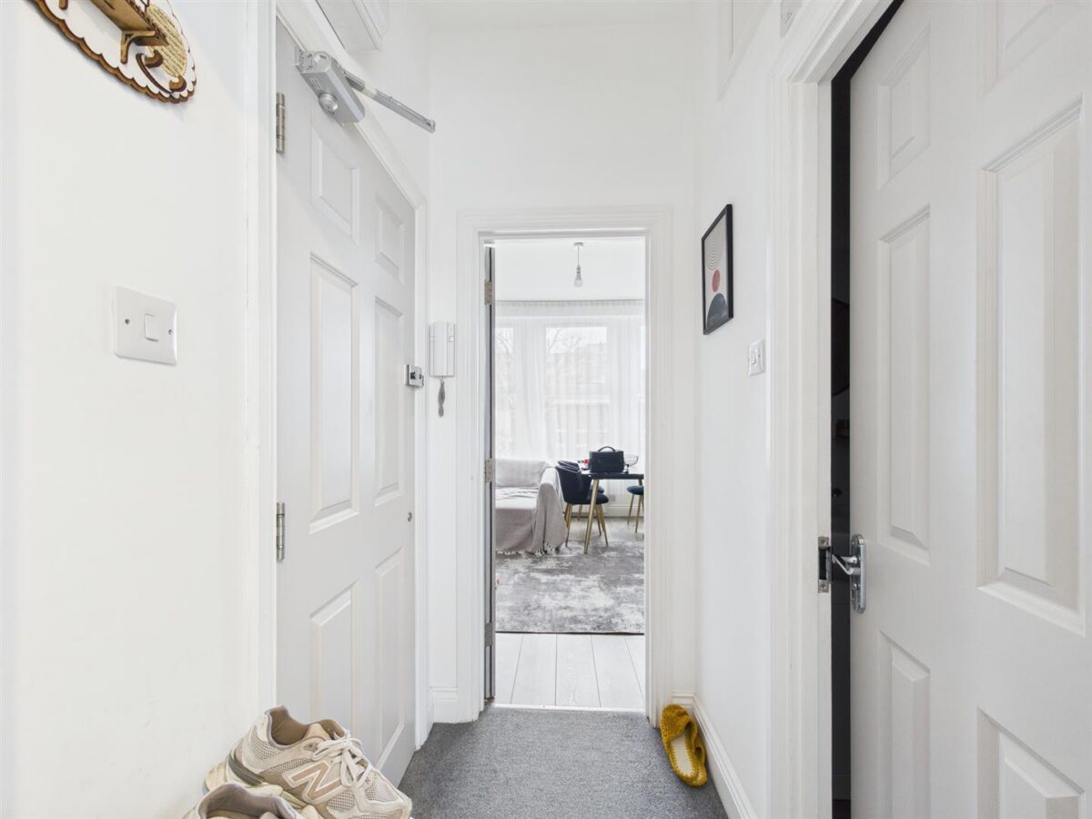 Cedar Road, London