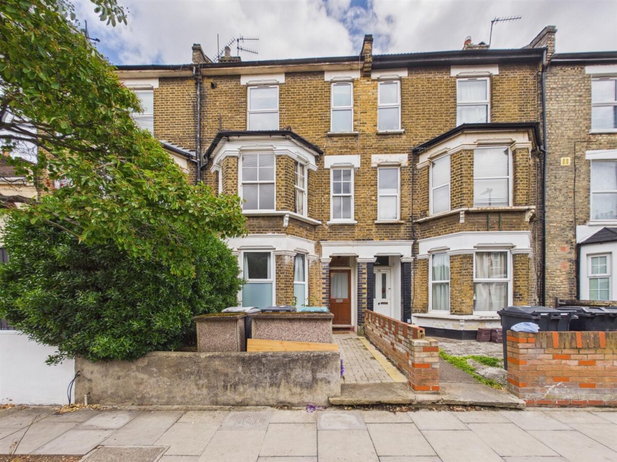 North Grove, London