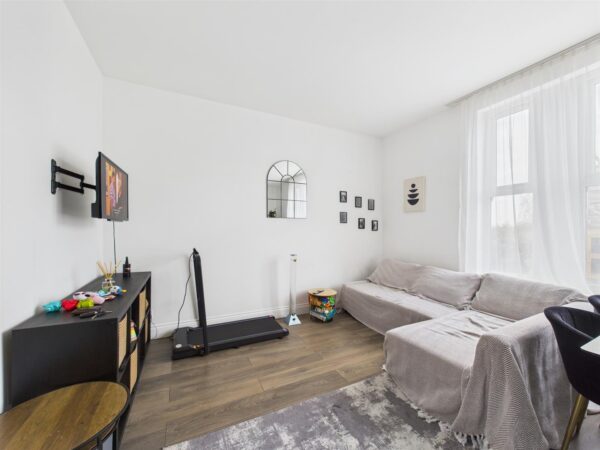 Cedar Road, London