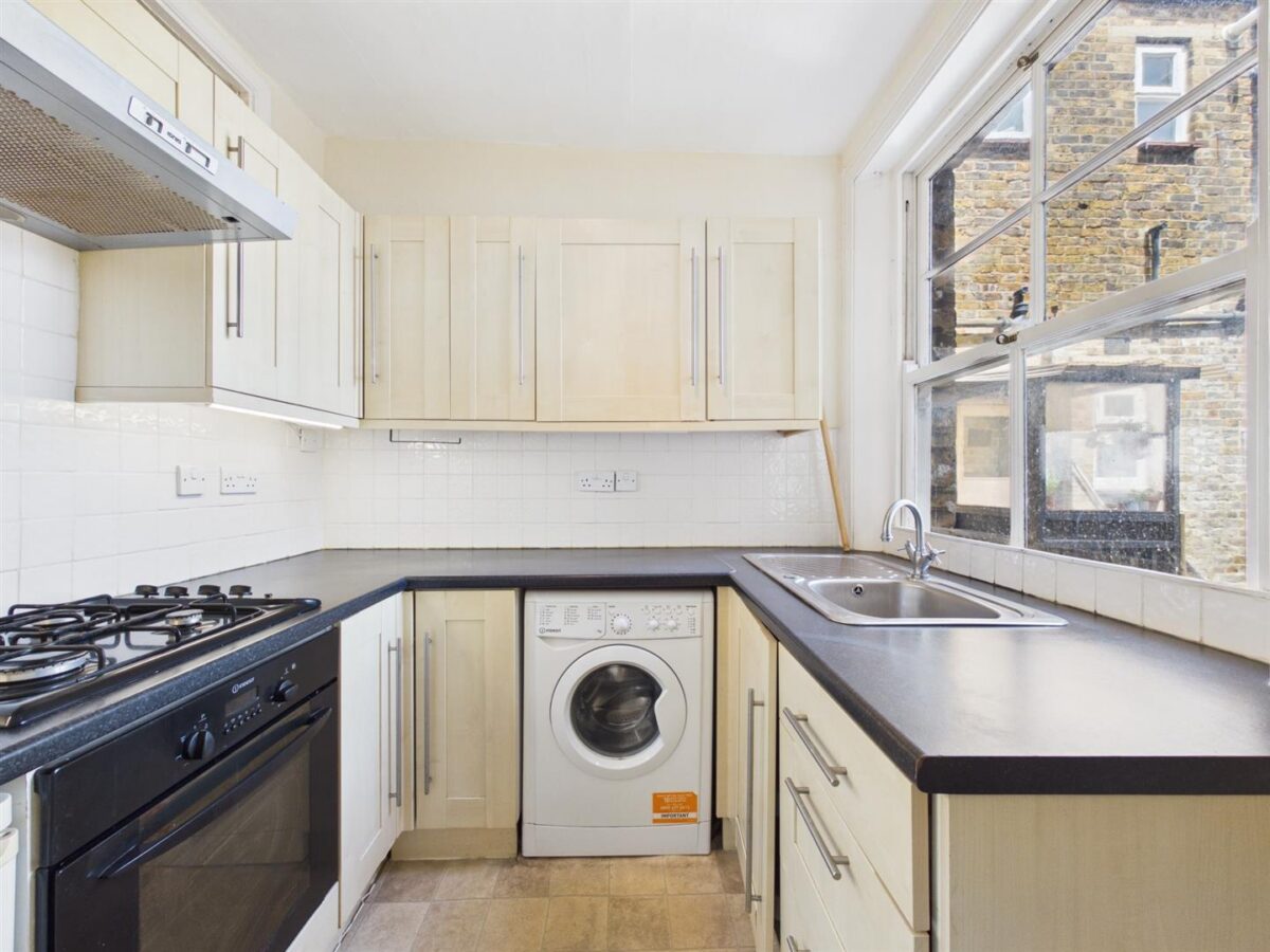North Grove, London