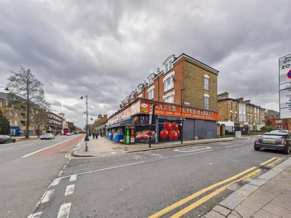 Cedar Road, London