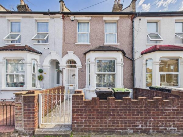 Asplins Road, London