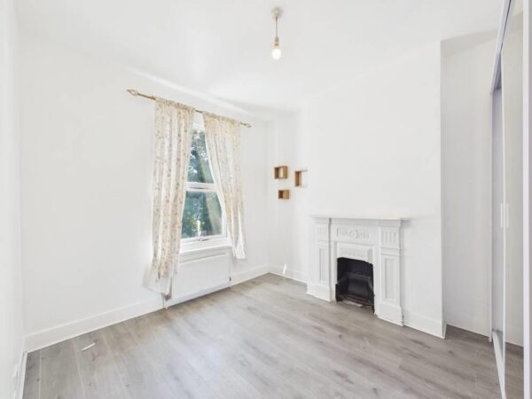 Asplins Road, London