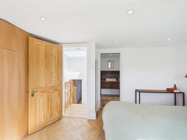 Westerfield Road, London