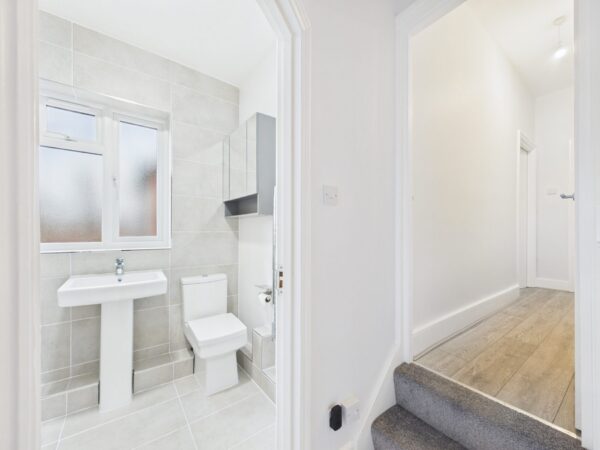 The Avenue, London, N17