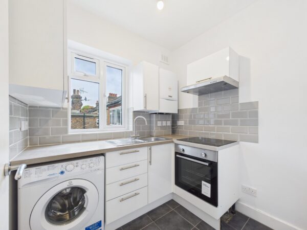 The Avenue, London, N17
