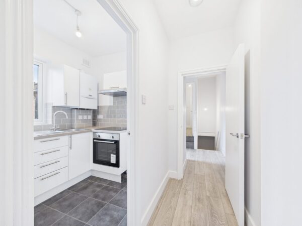 The Avenue, London, N17