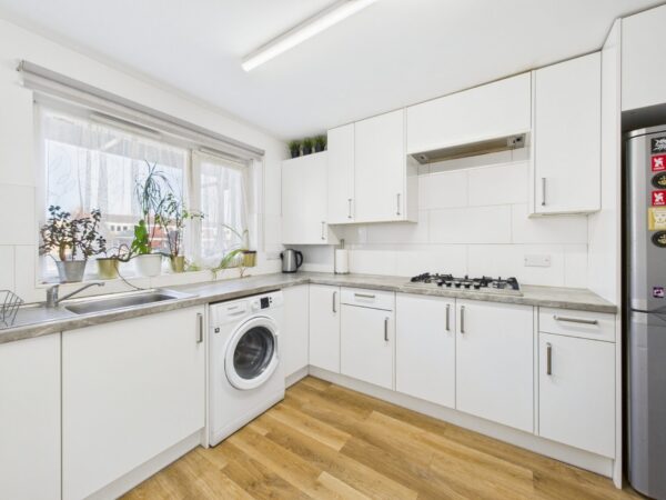 Victoria Crescent, London, N15