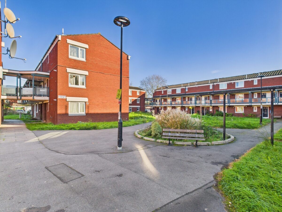 Victoria Crescent, London, N15