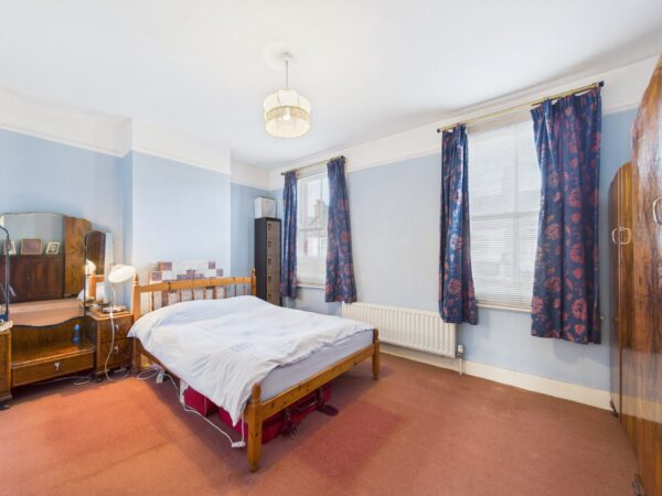 Rosebery Avenue, London, N17