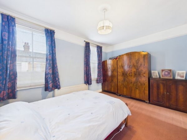Rosebery Avenue, London, N17