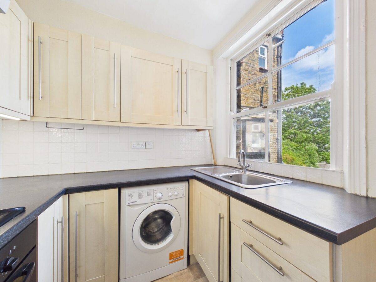 North Grove, London, N15