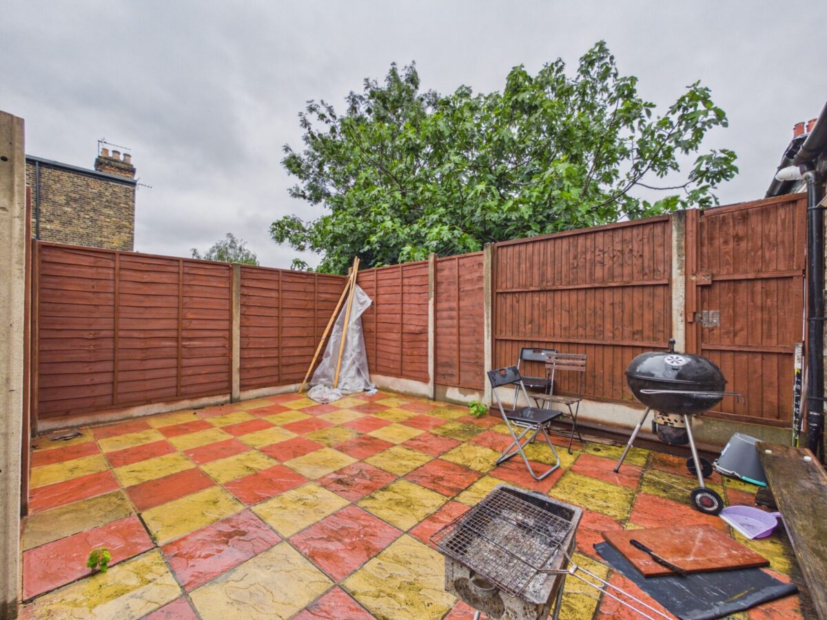 Wightman Road, London, N8