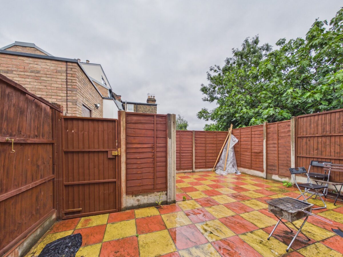 Wightman Road, London, N8
