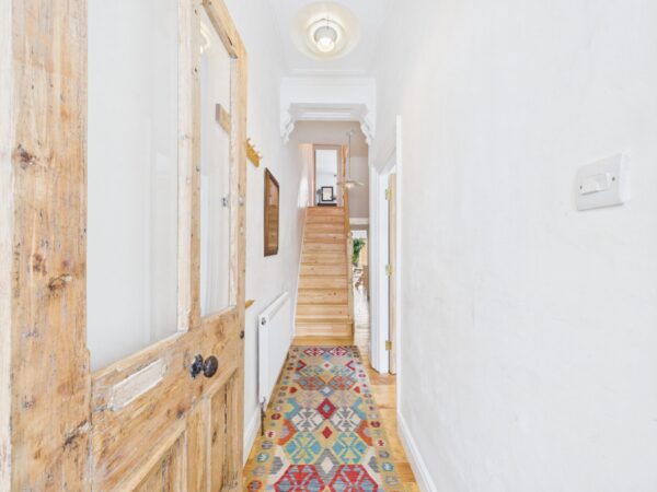 Westerfield Road, London, N15