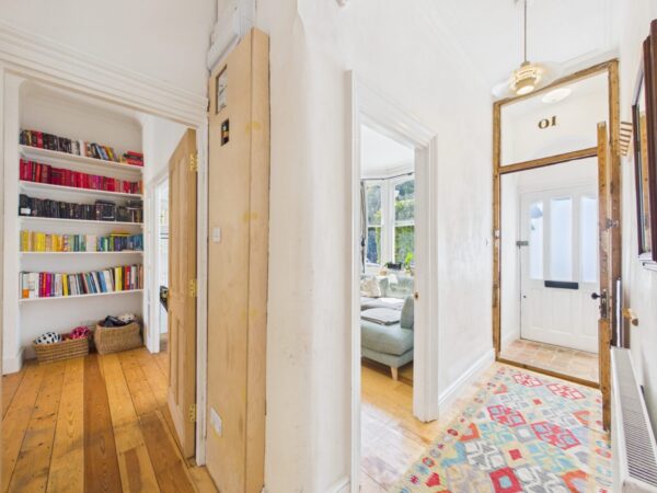 Westerfield Road, London, N15