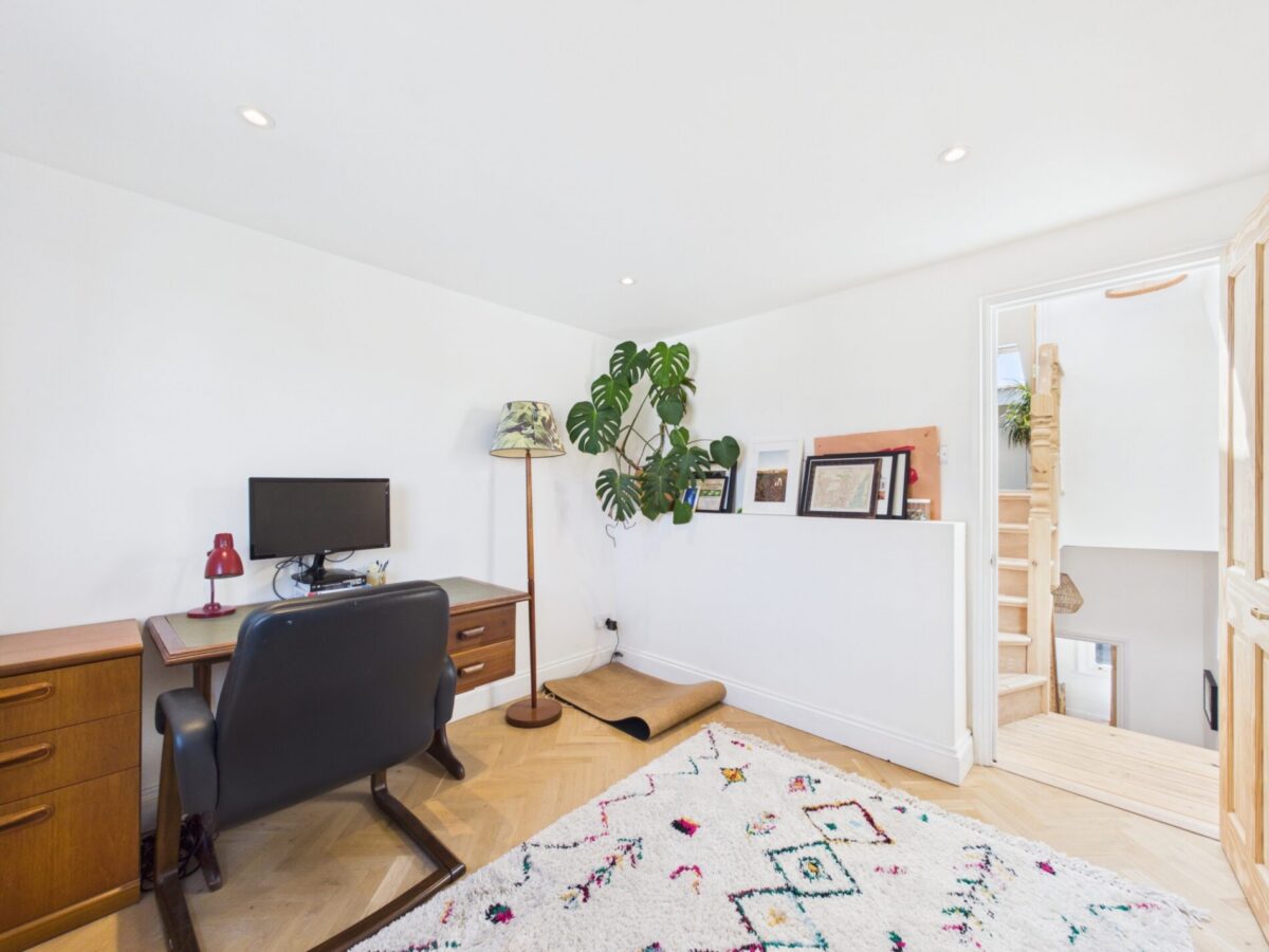 Westerfield Road, London, N15