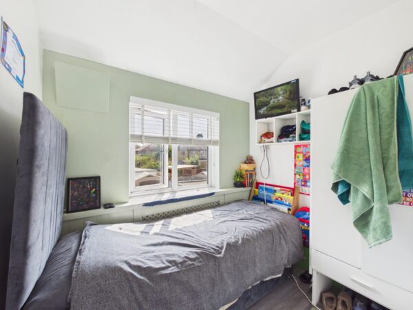 Middlesborough Road, London, N18