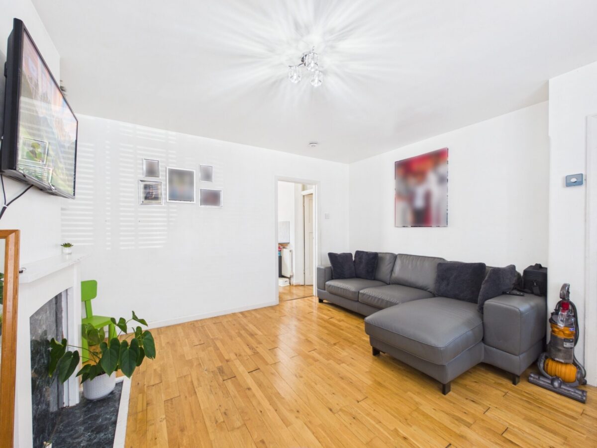 Middlesborough Road, London, N18