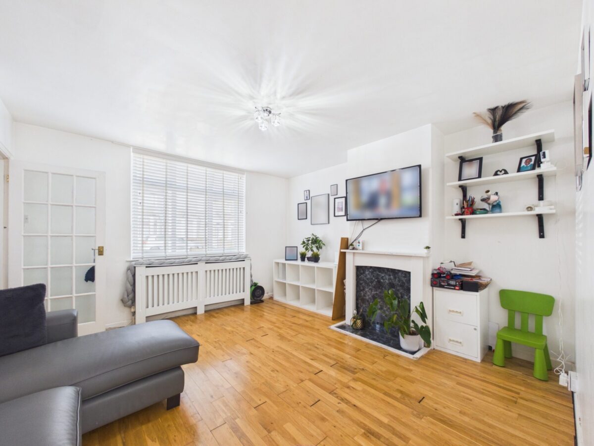 Middlesborough Road, London, N18