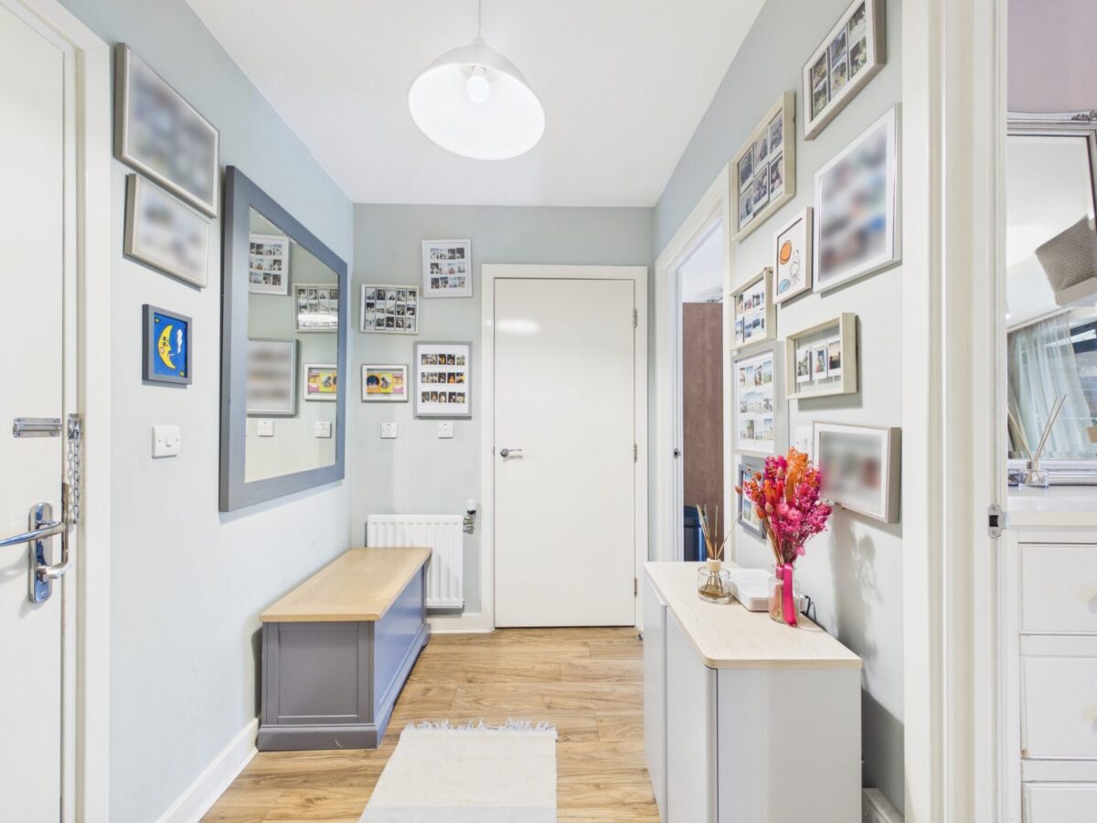 Isobel Place, London, N15