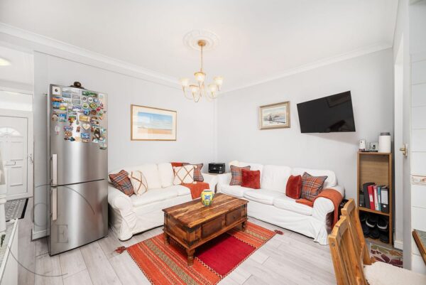 Thackeray Avenue, London