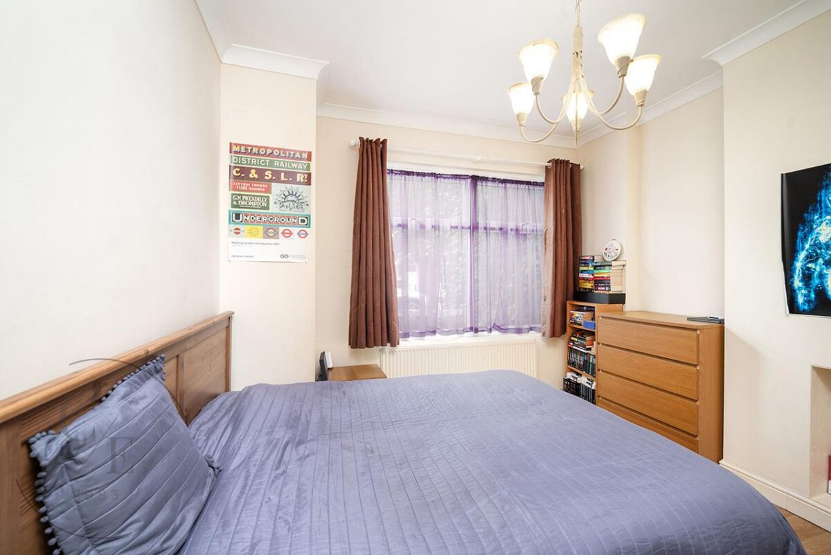Thackeray Avenue, London