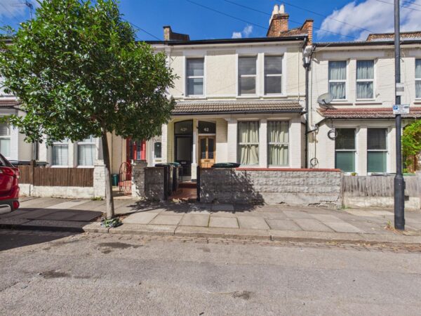 St Johns Road