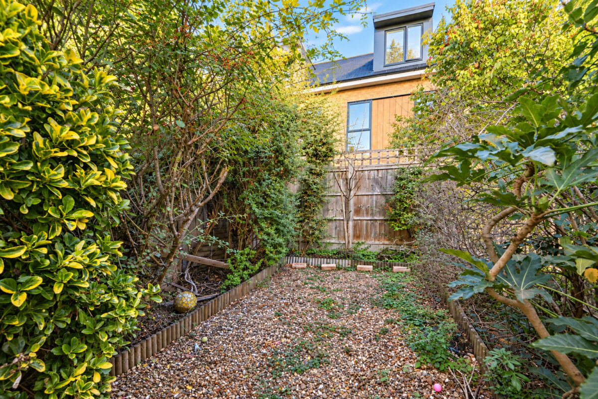 Collingwood Road, London, N15